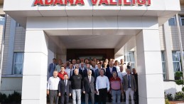 VALİ KÖŞGER SARIÇAMLI MUHTARLARLA BİR ARAYA GELDİ