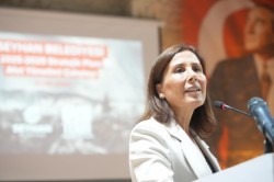 BAŞKAN OYA TEKİN: AFETLERE KARŞI DİRENÇLİ BİR SEYHAN İÇİN BİRLİKTE ÇALIŞACAĞIZ