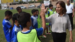 BAŞKAN TEKİN, SOKAK SOKAK GEZİP SEYHANLILARLA BULUŞTU