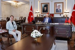 DR. GÖKHAN GÜNDOĞDU VALİ KÖŞGER’İ ZİYARET ETTİ