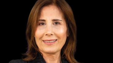 OYA TEKİN: “GENÇLERİMİZİN HAYALLERİNİ GERÇEKLEŞTİRMELERİ İÇİN YANLARINDAYIZ”