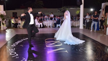 AKIN VE ÇEVİK AİLESİNİN EN MUTLU GÜNÜ