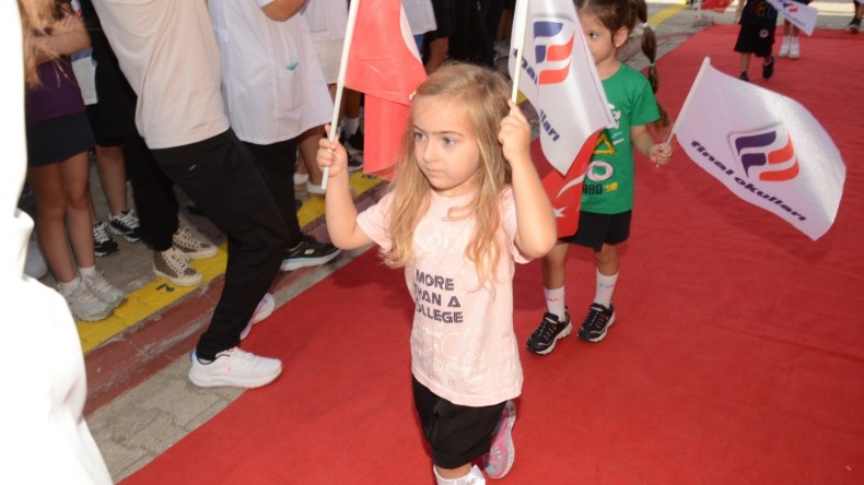 ADANA FİNAL OKULLARI 15. EĞİTİM-ÖĞRETİM YILINA COŞKUYLA BAŞLADI