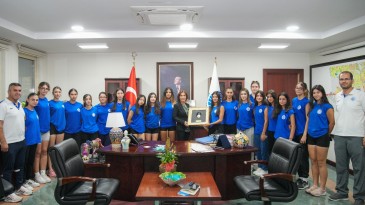 OYA TEKİN: SARA İLE GURUR DUYUYORUZ