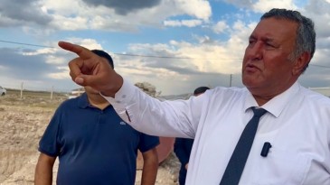 GÜRER: “2025 YILINDA BİTECEK DENİLEN HASTANENİN TEMELİ DAHİ ATILMADI”