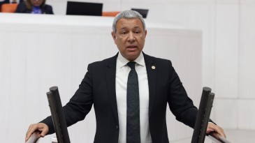 VATANDAŞ EKONOMİK ÇIKIŞI ONLİNE KUMARHANEDE ARIYOR