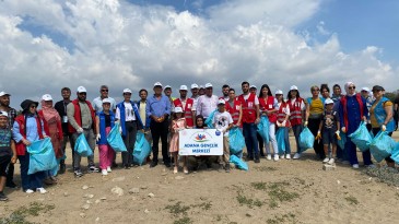 YUMURTALIK’TA TEMİZLİK HAREKETİ…