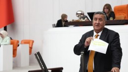 “ÖĞRETMEN MESLEK KANUNU SORUNLARI DERİNLEŞTİRİYOR”