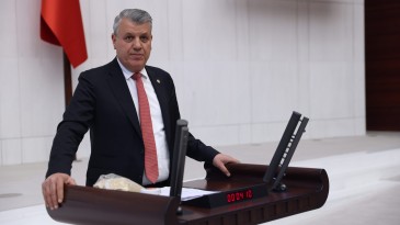 “YURTTAŞ BORÇ VE İCRA BATAĞINDA”