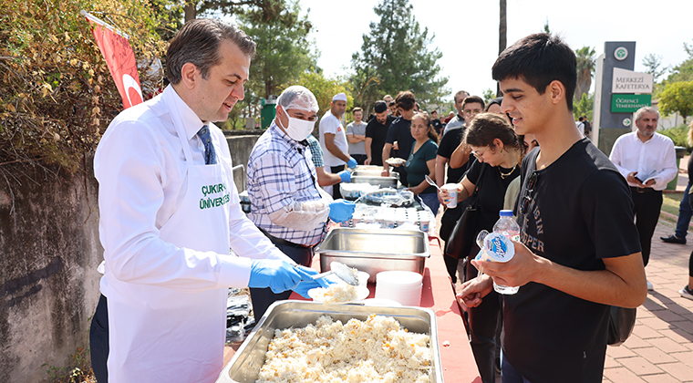 ÖĞLE YEMEĞİ REKTÖRDEN
