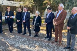 ADANA ESKİ BELEDİYE BAŞKANI EGE BAĞATUR MEZARI BAŞINDA ANILDI