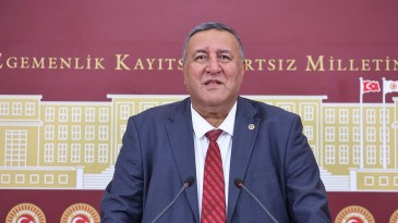 “TARIM ALANLARI KORUNARAK YATIRIM YAPILMALIDIR”