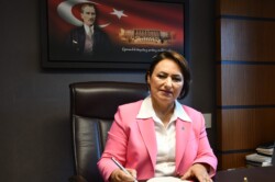 MÜZEYYEN ŞEVKİN: DOĞURGANLIK HIZI DÜŞTÜ, 4 KİŞİLİK AİLE KAVRAMI SONA ERDİ!