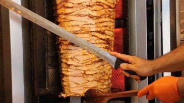 ÖĞRENCİ BURSLARINDAN 59 TAVUK DÖNER EKSİLDİ!