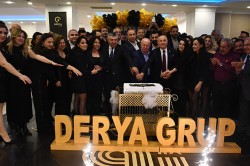 DERYA GRUP, ATATÜRK’ÜN İZİNDE 46. YIL GURURUNU YAŞIYOR