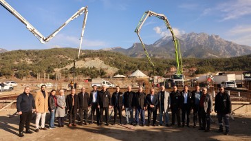 POZANTI’DA EKMEK FIRINI VE AŞEVİNİN TEMELİ ATILDI