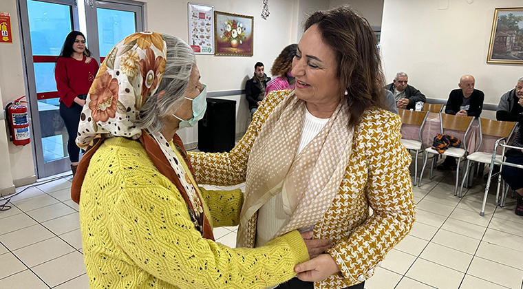 HUZUREVİ SAKİNLERİYLE BULUŞAN ŞEVKİN: “HALKIN UMUDU OLMA MÜCADELEMİZ SÜRÜYOR”