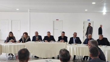 YUMURTALIK-BÜYÜKŞEHİR MUHTARLARLA EL ELE…