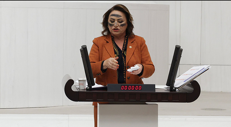 ŞEVKİN’DEN TARİHİ HAREKET, MECLİS KÜRSÜSÜNDE BAKIN NE YAPTI?