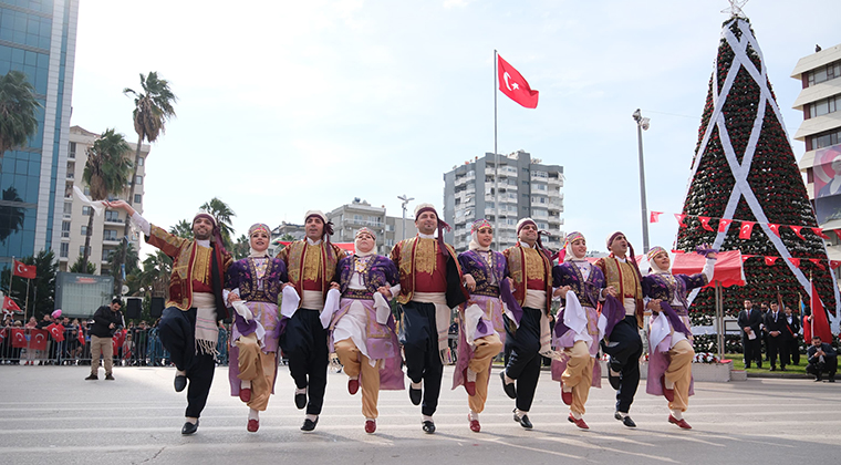 5 OCAK COŞKUSU ADANA’YI SARDI