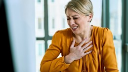 KALP HASTALIKLARI KADINLARI DAHA ÇOK SEVİYOR!