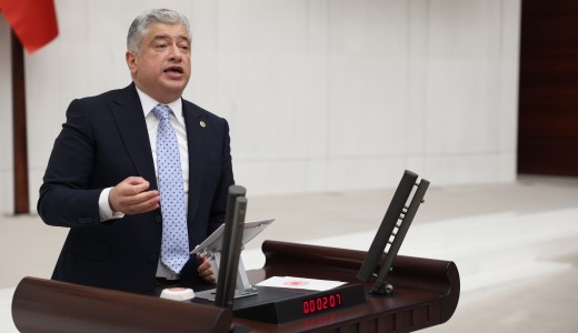 KISACIK’TAN İKTİDARA: “ESNAFI GÖZDEN ÇIKARDINIZ”
