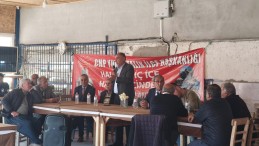 EKİPLER HARIL HARIL ÇALIŞIYOR, BAŞKAN HALKLA BULUŞUYOR