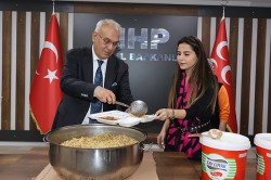 MHP ADANA, KURU FASULYE-PİLAV GÜNÜ DÜZENLEDİ