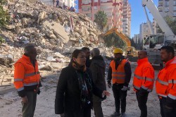 MÜZEYYEN ŞEVKİN, BAKAN MURAT KURUM’U SORU YAĞMURUNA TUTTU