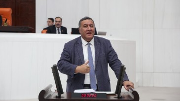 GÜRER: “DÜNYADA 385 MİLYON KİŞİ TARIM ZEHİRLERİNDEN HASTALANIYOR”