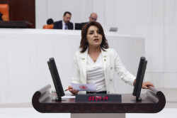 GÜLCAN KIŞ’TAN ÇUKUROVA ÇİFTÇİSİ İÇİN KANUN TEKLİFİ…