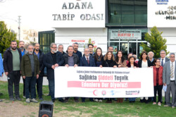 BİR MİLLETVEKİLİ SAĞLIK EMEKÇİSİNİ HEDEF GÖSTERİR Mİ?