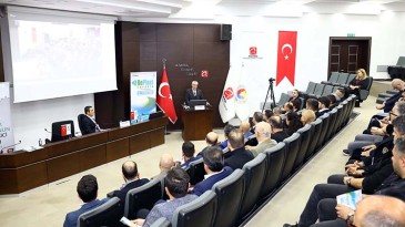 ADANA’DA PLASTİK SEKTÖRÜNDE YEŞİL DÖNÜŞÜM KONUŞULDU…