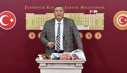 200 LİRALIK MEYVE SEPETİ 400 LİRAYA ÇIKTI…