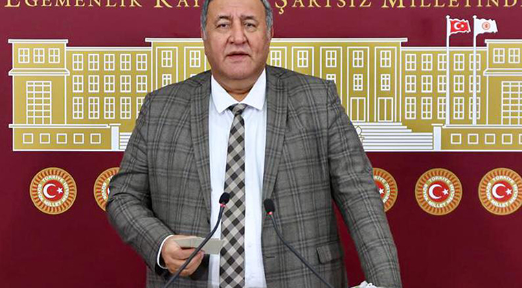 BAYRAM İKRAMİYESİ; İKİ KİLO FISTIKLI BAKLAVA PARASI…