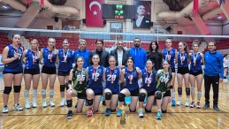 SEYHAN BELEDİYESPOR VOLEYBOL TAKIMI ADANA 2. OLDU