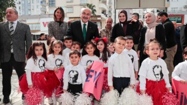 VALİ KÖŞGER’DEN AİLE DESTEK MERKEZİNE ZİYARET