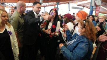 ÇUKUROVA BELEDİYESİ’NDEN GÖRKEMLİ 8 MART ETKİNLİĞİ