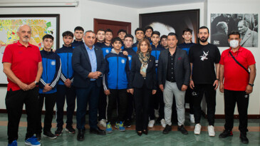 TÜRKİYE ŞAMPİYONU ATLET BAŞKAN TEKİN’LE BULUŞTU