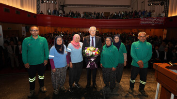 ZEYDAN KARALAR, ÇALIŞANLARLA BAYRAMLAŞTI