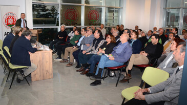 “SAĞLIKTA DÖNÜŞÜMDEN SAĞLIKTA ÇETELEŞMEYE” PANELİ