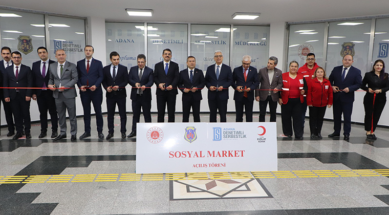 ADANA’DA KIZILAY DESTEKLİ SOSYAL MARKET HİZMETE GİRDİ