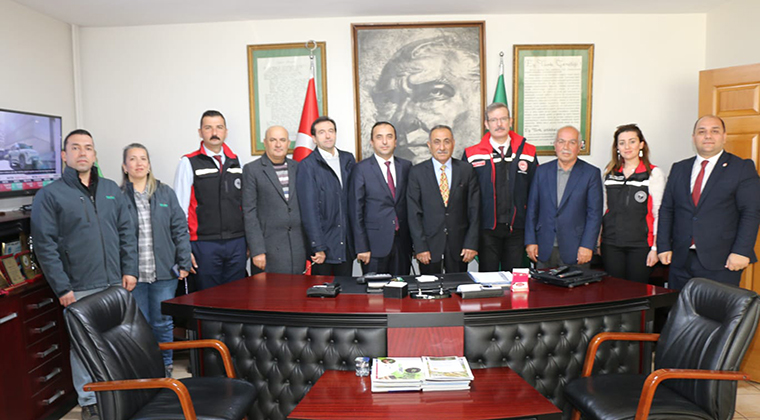 YAŞAR ÖZKAN: ZARAR GÖREN ÇİFTÇİLERİMİZİN YANINDAYIZ