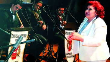 ZAMBAK TÜRE SON YOLCULUĞUNA UĞURLANDI