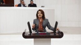 DEPREMDE İLETİŞİM KESİNTİLERİNE SERT TEPKİ