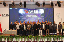 SANAYİCİLER SAHAYA İNİYOR…