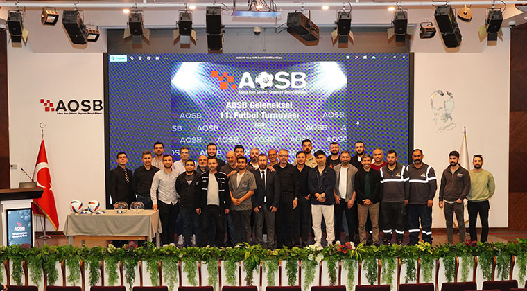 SANAYİCİLER SAHAYA İNİYOR…