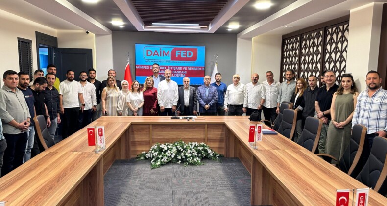 “KALİTE VE GÜVEN İNŞA EDİYORUZ”