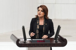 GÜLCAN KIŞ: “TRT ARTIK KAMU KURUMU DEĞİL, SİYASAL ÇIKAR DÜZENİDİR”