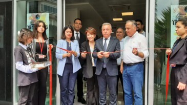 ADANA’DA GENÇ YETENEKLERDEN SANAT ŞÖLENİ